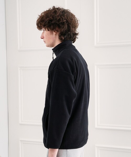 TAKEO KIKUCHI（タケオキクチ）の「TKDWフリースジャケット（ブルゾン・メンズ・ブラック・02/03/04）」の4枚目の写真