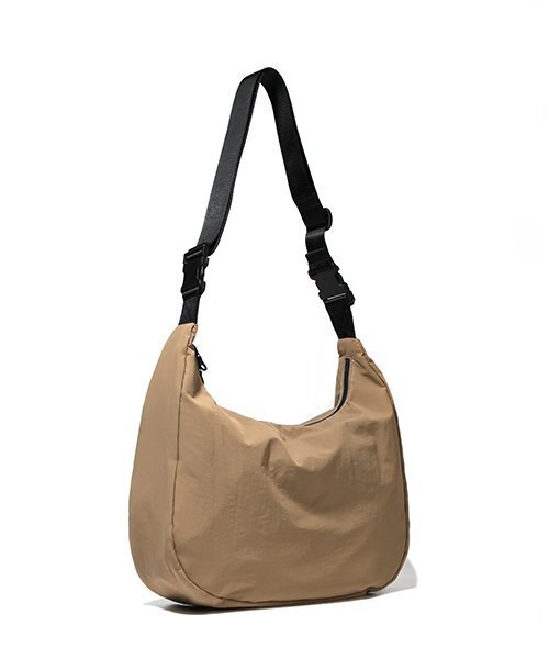 BUTDEEP(バッドディープ)の「022 BLANK VARIOUS BAG-BEIGE(メッセンジャーバッグ・レディース・その他・FREE)」の1枚目の写真