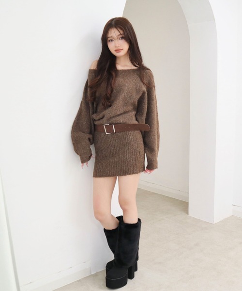 CECIL McBEE（セシルマクビー）の「ベルト付きニットワンピース（ワンピース・レディース・グレー/ブラウン/アイボリー・MEDIUM）」の4枚目の写真