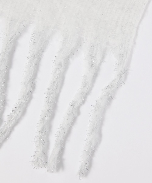 GLOBAL WORK（グローバルワーク）の「ラメ太フリンジストール/633401（ストール/ショール・レディース・ライトグレー/オフホワイト/ブラック・FREE）」の4枚目の写真