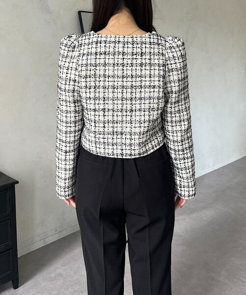 prose verse(プロズヴェール)の「パフスリーブショート丈ツイードジャケット(その他アウター・レディース・オフホワイト/ブラック・LARGE/MEDIUM)」の21枚目の写真