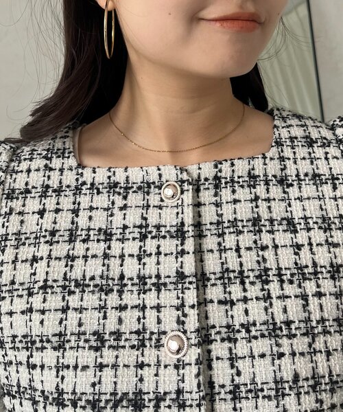 prose verse(プロズヴェール)の「パフスリーブショート丈ツイードジャケット(その他アウター・レディース・オフホワイト/ブラック・LARGE/MEDIUM)」の22枚目の写真