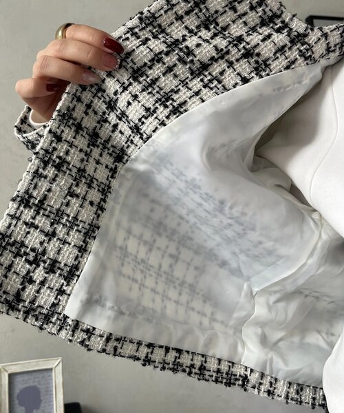 prose verse(プロズヴェール)の「パフスリーブショート丈ツイードジャケット(その他アウター・レディース・オフホワイト/ブラック・LARGE/MEDIUM)」の13枚目の写真