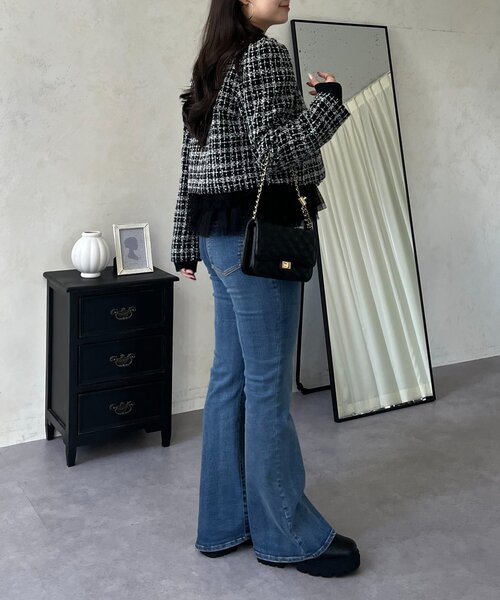 prose verse(プロズヴェール)の「パフスリーブショート丈ツイードジャケット(その他アウター・レディース・オフホワイト/ブラック・LARGE/MEDIUM)」の5枚目の写真