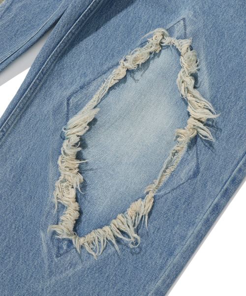 BROWNBREATH(ブラウンブレス)の「PATCHED STRAIGHT PANTS - LIGHT BLUE(デニムパンツ・レディース・その他・L/M/XL)」の5枚目の写真