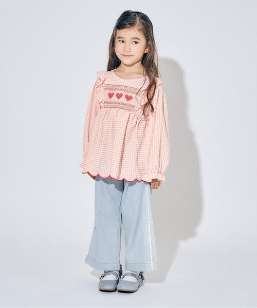 Seraph(セラフ)の「チュールレースラインデニムストレートパンツ(デニムパンツ・キッズ・サックスブルー/ブルー・80/90/100/110/120/130/140)」の3枚目の写真