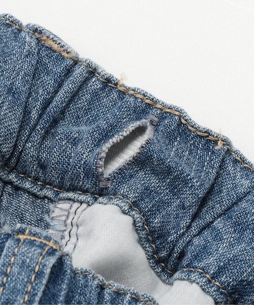 Seraph(セラフ)の「チュールレースラインデニムストレートパンツ(デニムパンツ・キッズ・サックスブルー/ブルー・80/90/100/110/120/130/140)」の7枚目の写真