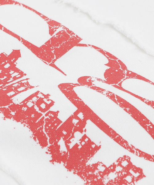 CRIGUN（クリガン）の「CITY LOGO CUT OFF HOODIE WHITE（パーカー・レディース・ホワイト・WS/MEDIUM/LARGE/X-LARGE）」の4枚目の写真