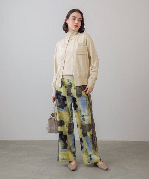 Bou Jeloud(ブージュルード)の「マイクロラメ丸首ニットカーディガン(カーディガン/ボレロ・レディース・イエロー/ブラック/ベージュ・FREE)」の8枚目の写真