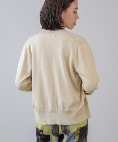 Bou Jeloud(ブージュルード)の「マイクロラメ丸首ニットカーディガン(カーディガン/ボレロ・レディース・イエロー/ブラック/ベージュ・FREE)」の12枚目の写真