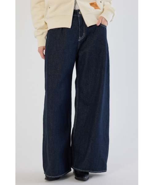 RODEO CROWNS WIDE BOWL（ロデオクラウンズワイドボウル）の「ビッグリボンデニムパンツ（デニムパンツ・レディース・ブラック/ワンウォッシュ/ブルー・MEDIUM/SMALL）」の6枚目の写真