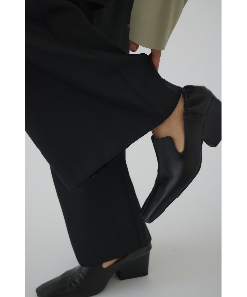 RIM.ARK（リムアーク）の「Leather square toe heel レザースクエアトゥヒール（パンプス・レディース・ブラック/ベージュ・38/37/36/39）」の21枚目の写真