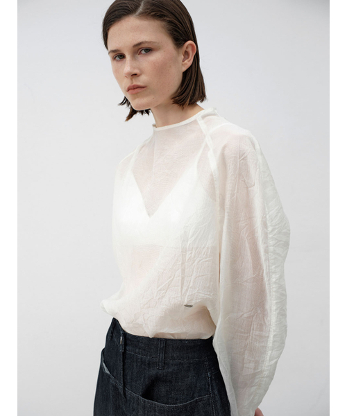 ATELIER NAIN(アトリエナイン)の「ORGANZA RAGLAN VOLUME SLEEVE BLOUSE(BL-4375)(シャツ/ブラウス・レディース・アイボリー・FREE)」の2枚目の写真