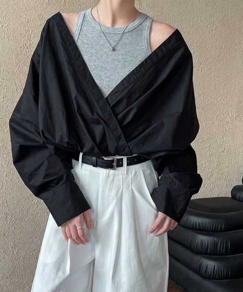 semplice（センプリチェ）の「春用フレンチシャツ ニットベスト内蔵 フェイクツーピーストップス（シャツ/ブラウス・レディース・ホワイト/ブラック・F）」の2枚目の写真