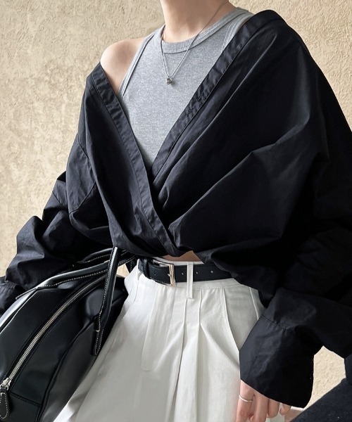 semplice（センプリチェ）の「春用フレンチシャツ ニットベスト内蔵 フェイクツーピーストップス（シャツ/ブラウス・レディース・ホワイト/ブラック・F）」の3枚目の写真