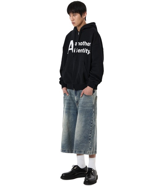 OY(オーワイ)の「『OY/オーワイ』A IDENTITY HOODIE ZIP UP/Aアイデンティティージップアップパーカー(パーカー・メンズ・ブラック/ネイビー・L/M)」の6枚目の写真