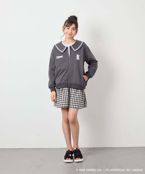 a.v.v（アーヴェヴェ）の「【数量限定】[110-160][シナモロール＆ポチャッコ]フリル衿スウェットカーディガン（カーディガン/ボレロ・キッズ・ブルー/ダークグレー・130/120/110/160/150/140）」の6枚目の写真