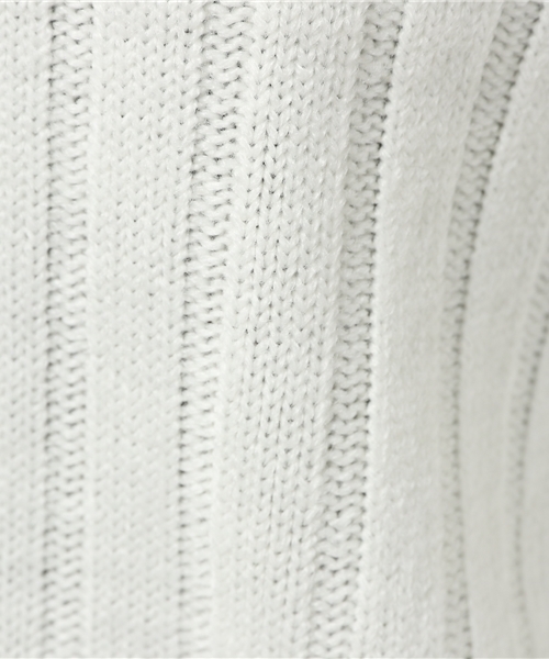 one after another NICE CLAUP（ワンアフターアナザーナイスクラップ）の「【ナイスクラップ】サイドリブＶネックニット（ニット/セーター・レディース・グレー/ブラック/アイボリー/カーキ・FREE）」の8枚目の写真
