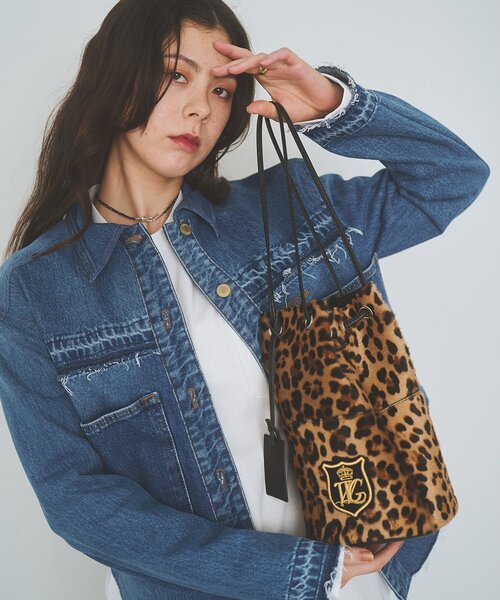 marco masi(マルコマージ)の「【MARCO MASI】ヘアレザーワッペン巾着(ショルダーバッグ・レディース・ホワイト/キャメル・FREE)」の6枚目の写真