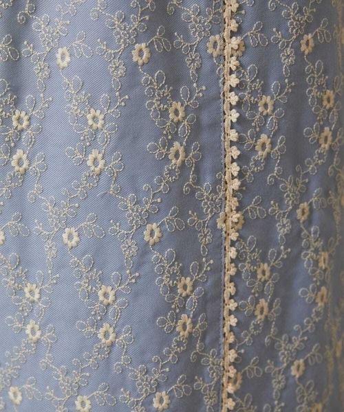 Jocomomola（ホコモモラ）の「フラワースカラップ総刺繍ワイドパンツ（その他パンツ・レディース・ブルー/ブラック・40）」の9枚目の写真