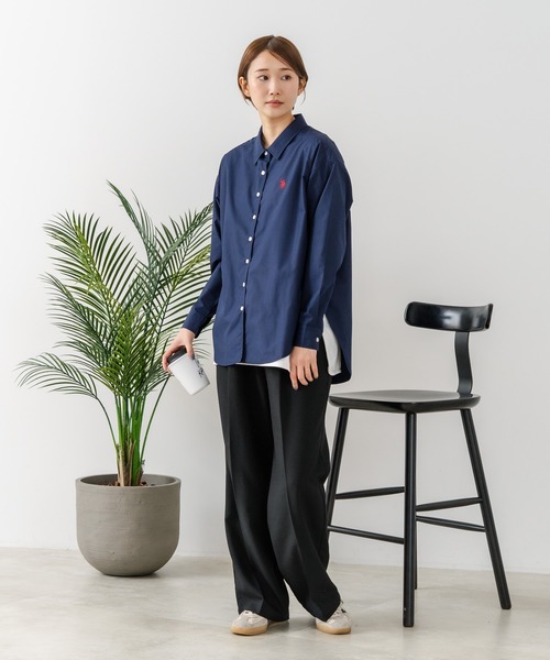 U.S. POLO ASSN.（ユーエスポロアッスン）の「【U.S. POLO ASSN./ユーエスポロアッスン】【気になるお尻を自然にカバー】ブロードシャツ やや長め丈 着痩せ効果（シャツ/ブラウス・レディース・ネイビー/ピンク/ブルー/サックスブルー・LARGE/MEDIUM）」の14枚目の写真