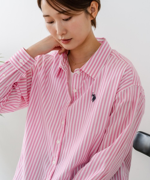 U.S. POLO ASSN.（ユーエスポロアッスン）の「【U.S. POLO ASSN./ユーエスポロアッスン】【気になるお尻を自然にカバー】ブロードシャツ やや長め丈 着痩せ効果（シャツ/ブラウス・レディース・ネイビー/ピンク/ブルー/サックスブルー・LARGE/MEDIUM）」の20枚目の写真