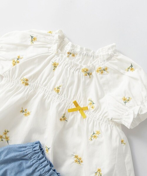 BRANSHES（ブランシェス）の「【おそろい】花刺しゅうトップス＆ブルマセット（その他ベビー用品・キッズ・オフホワイト/ブルー・70/80）」の3枚目の写真