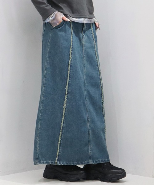 CECIL McBEE(セシルマクビー)の「9.5ozデニムフロントフリンジロングスカート(スカート・レディース・ブルー/サックスブルー/ブラック・LARGE/MEDIUM)」の20枚目の写真