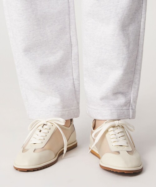 ODETTE E ODILE（オデットエオディール）の「シアーレースアップ スニーカー20（スニーカー・レディース・ナチュラル/ブラック・24.5cm/24cm/23.5cm/23cm/22.5cm）」の5枚目の写真