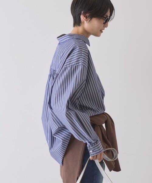 AMERICAN HOLIC(アメリカンホリック)の「【イージーケア】バックギャザースキッパーシャツ(シャツ/ブラウス・レディース・ブルー系その他4/ホワイト系その他6/ブルー系その他7・L/M)」の15枚目の写真
