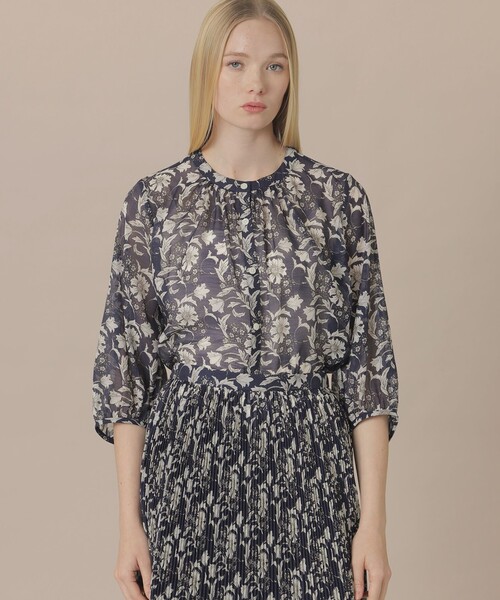 MACKINTOSH LONDON(マッキントッシュ ロンドン)の「【BIBURY FLOWER】バイブリーオーガンジーブラウス(シャツ/ブラウス・レディース・イエロー/ネイビー/ブルー・40/38)」の2枚目の写真