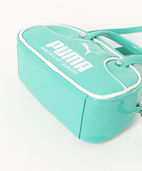 PUMA（プーマ）の「PUMA プーマ U 1976 MICRO GRIP BAG バッグ 091824 10VIBRANT GREEN（ボディバッグ/ウエストポーチ・メンズ・グリーン・FREE）」の4枚目の写真