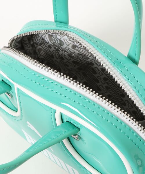 PUMA（プーマ）の「PUMA プーマ U 1976 MICRO GRIP BAG バッグ 091824 10VIBRANT GREEN（ボディバッグ/ウエストポーチ・メンズ・グリーン・FREE）」の3枚目の写真
