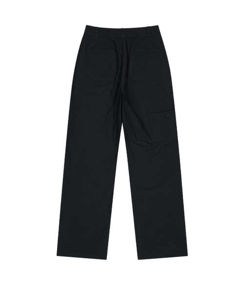 TUOMIO（トゥオミオ）の「LOOSE FIT WORKPANTS [BLACK]（その他パンツ・レディース・その他・1/2）」の3枚目の写真