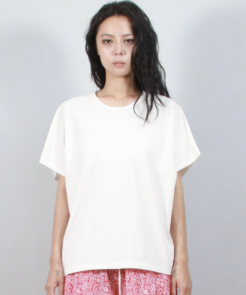 DEMARC(ドゥマーク)の「Standard Fit Solid French T-Shirt White(Tシャツ/カットソー・レディース・ホワイト・MEDIUM/LARGE)」の6枚目の写真