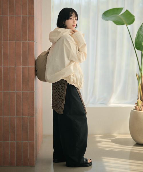 LAULEN(ローレン)の「balloon hem zip up hooded blouson /裾バルーンジップアップフーデッドブルゾン(ブルゾン・レディース・アイボリー・FREE)」の12枚目の写真