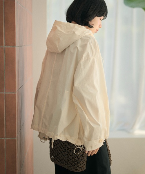 LAULEN(ローレン)の「balloon hem zip up hooded blouson /裾バルーンジップアップフーデッドブルゾン(ブルゾン・レディース・アイボリー・FREE)」の9枚目の写真