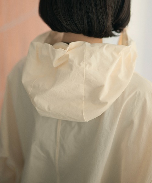 LAULEN(ローレン)の「balloon hem zip up hooded blouson /裾バルーンジップアップフーデッドブルゾン(ブルゾン・レディース・アイボリー・FREE)」の5枚目の写真