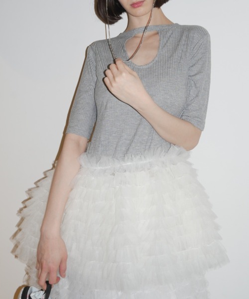 HONEY MI HONEY(ハニーミーハニー)の「tulle peplum rib cutsew(Tシャツ/カットソー・レディース・ホワイト/ピンク/グレー/ブラック・FREE)」の4枚目の写真
