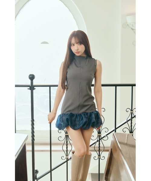 MISTREASS(ミストレアス)の「Check balloon hem dress(ワンピース・レディース・ベージュ/グレー・MEDIUM/SMALL)」の5枚目の写真
