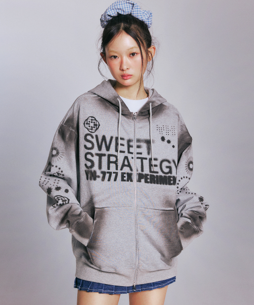 LUCKY SWEET GRAPHIC HOOD ZIP-UP_MELANGE GREY（パーカー）｜YOUHEE