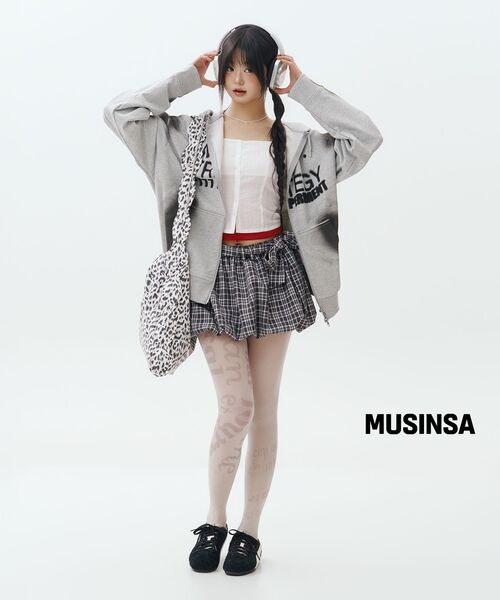 YOUHEE（ユヒ）の「LUCKY SWEET GRAPHIC HOOD ZIP-UP_MELANGE GREY（パーカー・レディース・その他・FREE）」の7枚目の写真