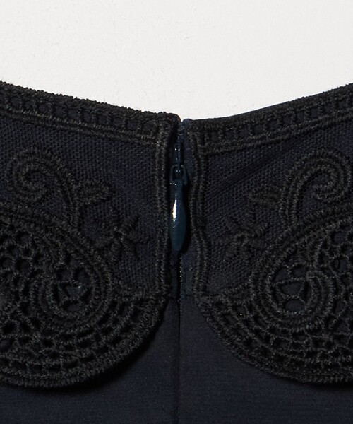 UNITED ARROWS(ユナイテッドアローズ)の「オーガンジー レース ワンピース(ワンピース・レディース・ブラック/ネイビー・38/36)」の19枚目の写真