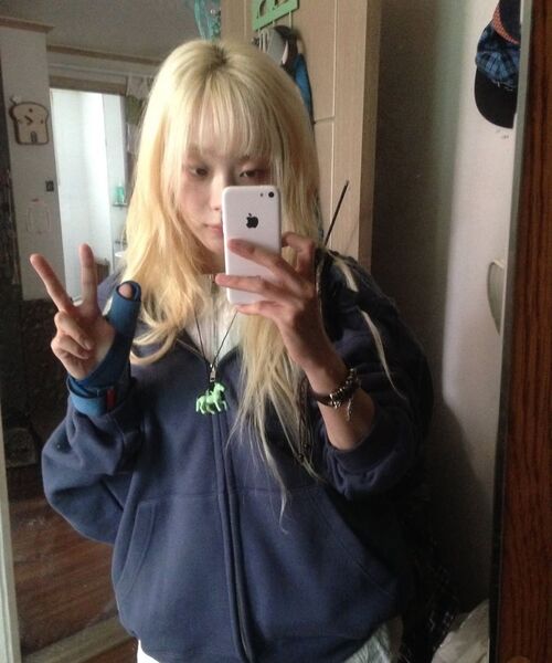 chancechance(チャンスチャンス)の「CEC LABEL ZIP-UP HOODIE (NEON)(パーカー・レディース・その他・SMALL/MEDIUM)」の7枚目の写真