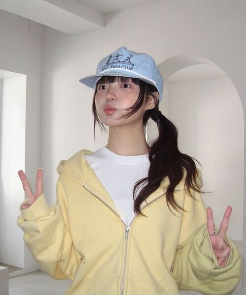 chancechance(チャンスチャンス)の「CEC LABEL ZIP-UP HOODIE (NEON)(パーカー・レディース・その他・SMALL/MEDIUM)」の9枚目の写真