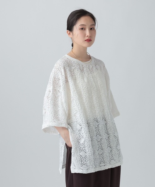 LEPSIM(レプシィム)の「総レースプルオーバーSS 670302(シャツ/ブラウス・レディース・ブラック/オフホワイト/レッド・FREE)」の1枚目の写真