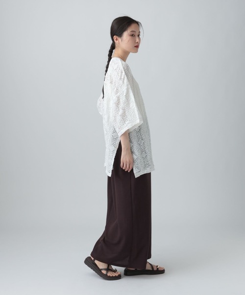 LEPSIM(レプシィム)の「総レースプルオーバーSS 670302(シャツ/ブラウス・レディース・ブラック/オフホワイト/レッド・FREE)」の8枚目の写真