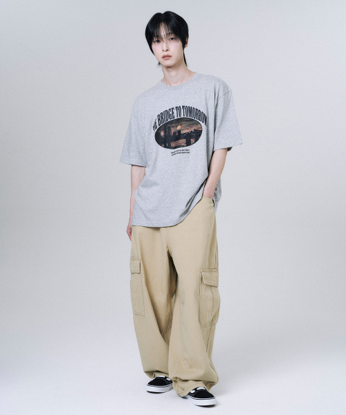 MOOVN(ムブン)の「シティブリッジグラフィック半袖Tシャツグレー(Tシャツ/カットソー・メンズ・その他・SMALL/MEDIUM/LARGE)」の6枚目の写真