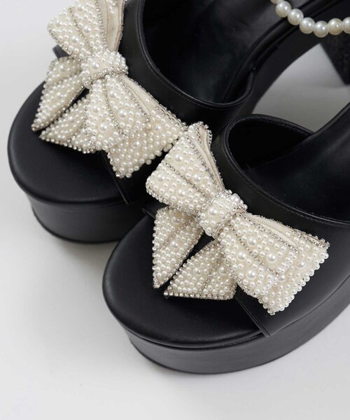 OLIVE des OLIVE(オリーブデオリーブ)の「【Belle Charme】Pearl Charm Sandals(その他シューズ・レディース・オフホワイト/チェック/ブラック・LARGE/MEDIUM/SMALL)」の9枚目の写真