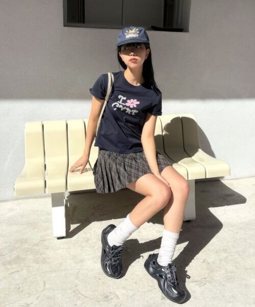 COVERNAT WOMAN（カバーナットウーマン）の「ウーマン CVNT クローバーTシャツ ネイビー（Tシャツ/カットソー・レディース・その他・WS/WM）」の5枚目の写真